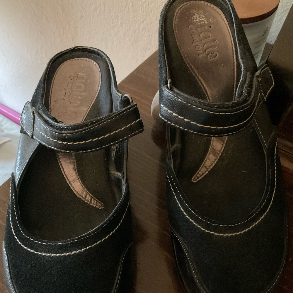 Rialto Comfort Mules